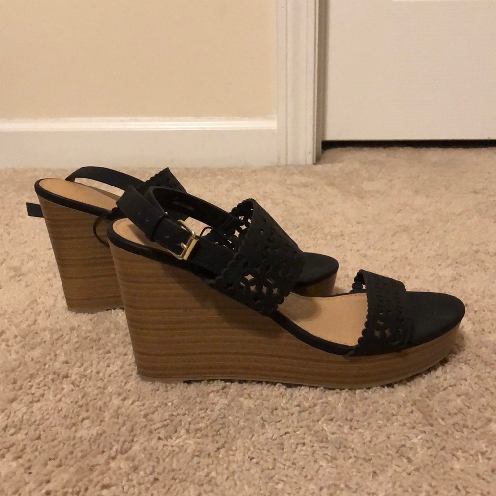 NY&C black wedges *NWT*